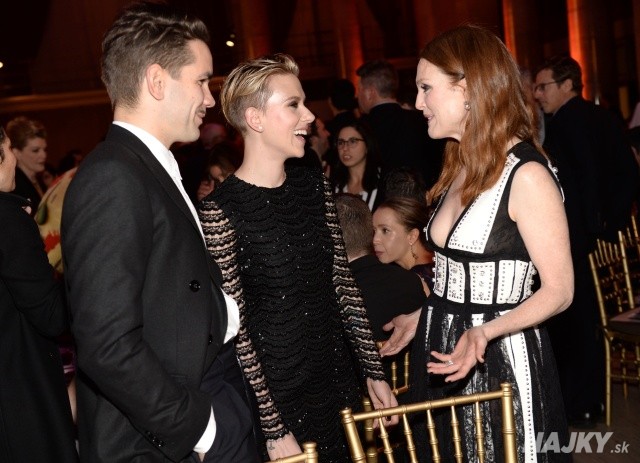 Romain Dauriac, Scarlett Johansson and Julianne Moore