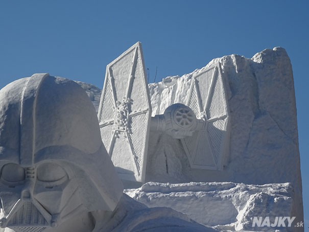 giant-star-wars-snow-sculpture-sapporo-festival-japan-10