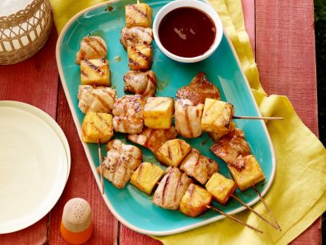 http://www.foodnetwork.com/recipes/tyler-florence/chicken-and-pineapple-skewers-recipe.html