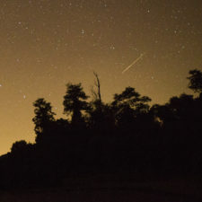 perzeidy-padanie-hviezd-meteory-