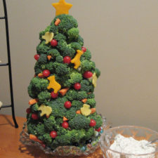 Xx of the most creative christmas trees ever19__605.jpg