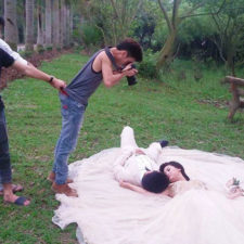 Funny crazy wedding photographers behind the scenes 38 5774e30460de6__700.jpg