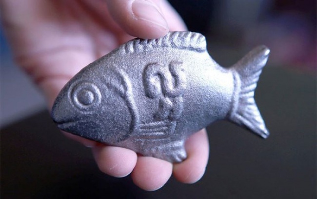 https://brightside.me/wonder-people/this-brilliant-canadian-doctor-invented-an-iron-fish-that-can-save-people-from-anemia-143955/