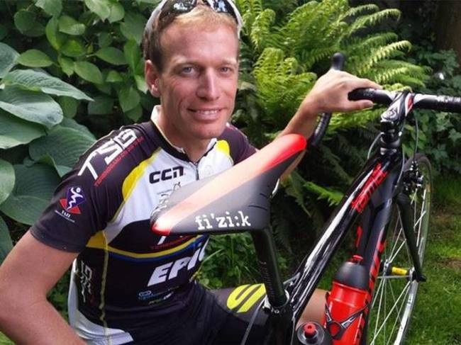 http://www.independent.co.uk/news/dutch-cyclist-maarten-de-jonge-cheats-death-twice-after-changing-flights-from-both-malaysia-airlines-mh17-and-mh370-9617243.html