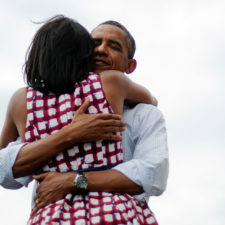Michelle barack obama love photos 22 587ce82209e03__880.jpg