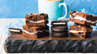 Cream cheese brownies with cookies