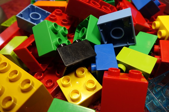 Lego pixabay.jpg