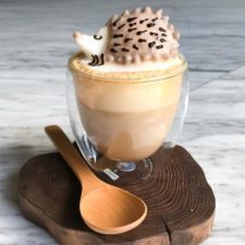 The incredible 3d art in coffee foam by daphne tan 59e3fc97650f4__700.jpg