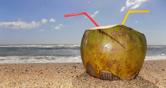 Kokosova voda.jpg