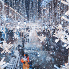 Moscow during a snowfall really looks magically 5a794f523a682__880.jpg