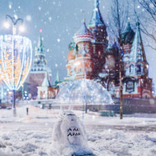 Moscow during a snowfall really looks magically 5a794f68d2858__880.jpg