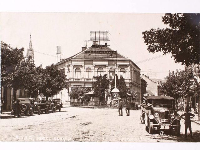 Hotel slavia 1920 klubpriatelov.jpg