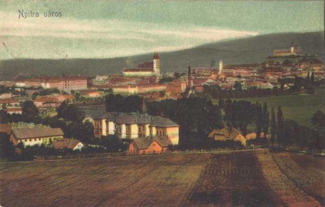 Kolorovana fotografia nitry 1919 klubpriatelov.jpg