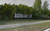 Agrokomplex napis chrenova trieda andreja hlinku.jpg