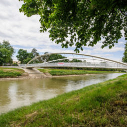 Nový Kalvársky most nad riekou Nitra