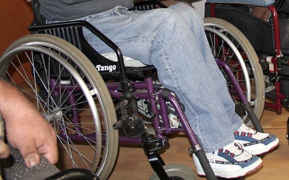 Povinnosť zamestnávať zamestnancov so zdravotným postihnutím