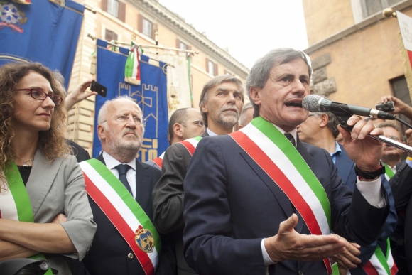 Taliansko zdvojnásobí zdanenie finančných transakcií