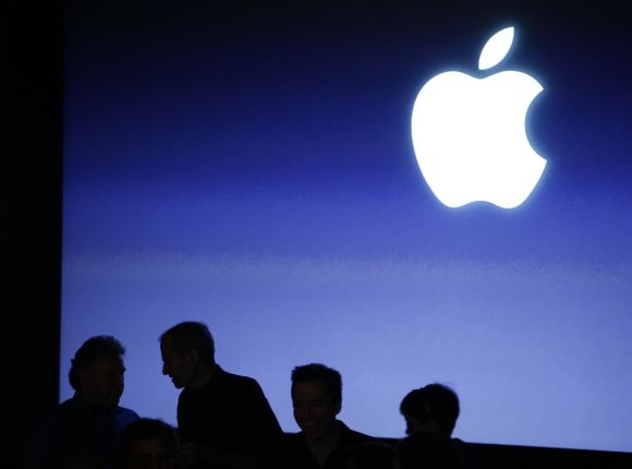 Apple prvýkrát po viac ako 10 rokoch ohlásilo pokles zisku