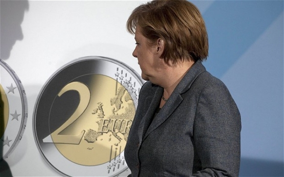 Merkelová vyzvala štáty EÚ na ďalšie reformy