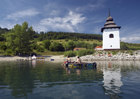 ýždeň dovolenky na Slovensku vlani stál 300 eur na osobu