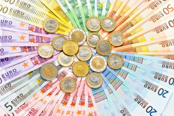 Eurobankovky a mince