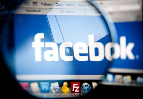 Ríjmy spoločnosti Facebook v druhom kvartáli rástli