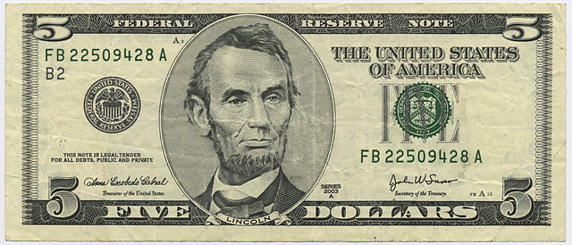 americká bankovka päť dolárov