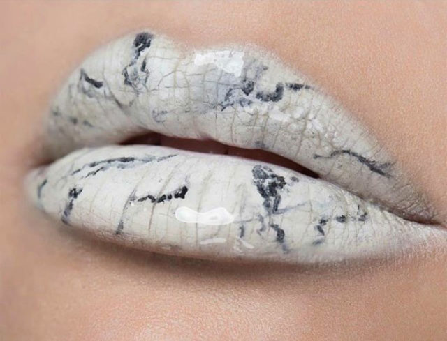 Marble lips makeup art 3 5902fe996d680__700 640x489 1.jpg