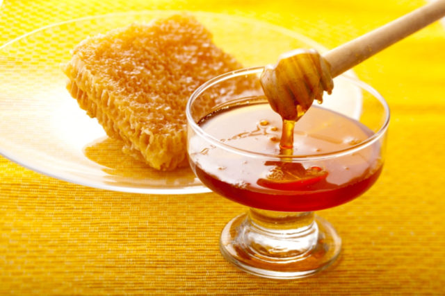 Organic honey health food.jpg