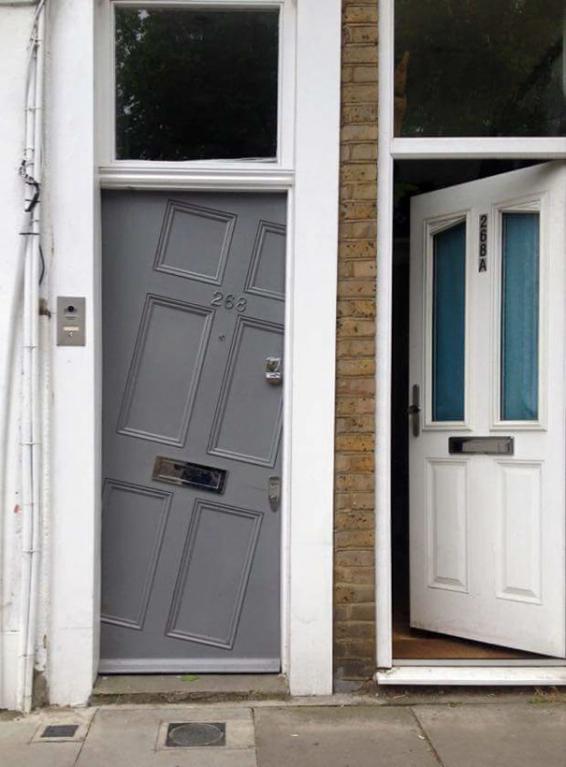 Tieto vstupné dvere na severe Londýna