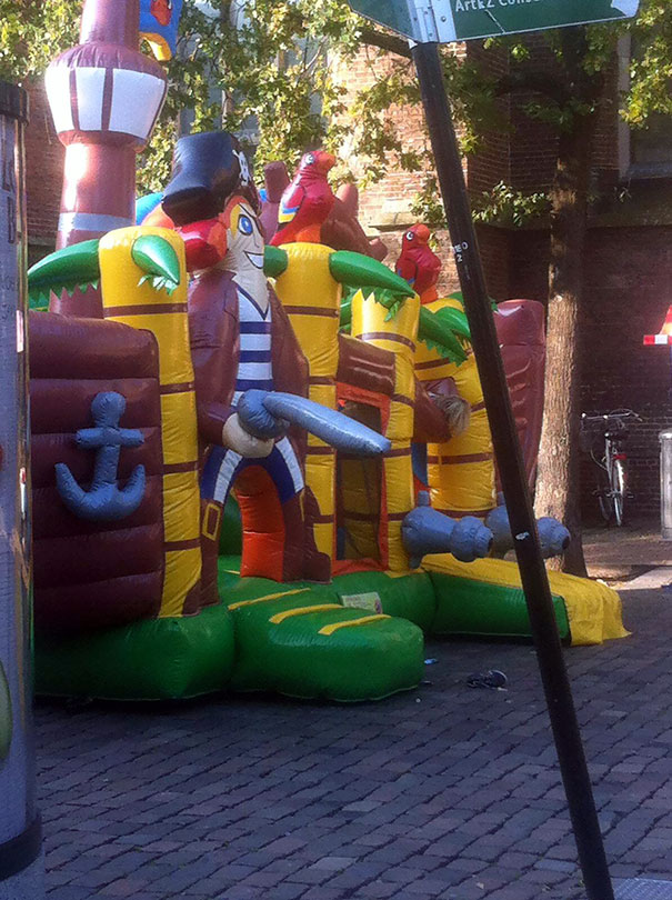 Funny children playground design fails 10 5c35b85875c50__605.jpg