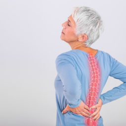 9 trikov na rýchlu úľavu od bolesti chrbta