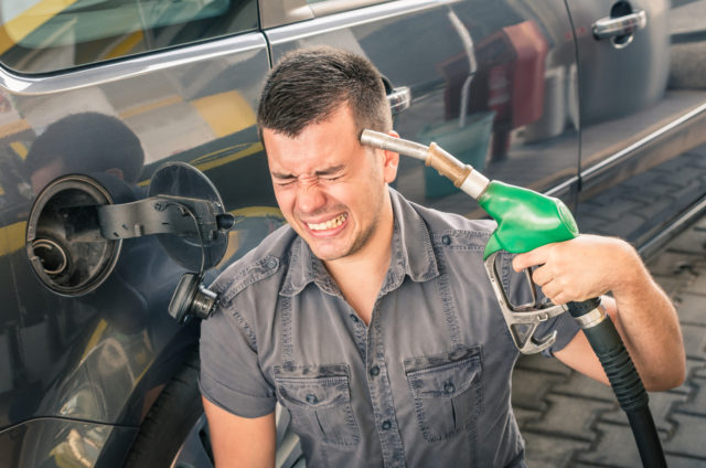 Ceny benzínu a nafty