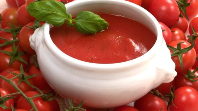 Ketchup_sauce_tomatoes.jpg