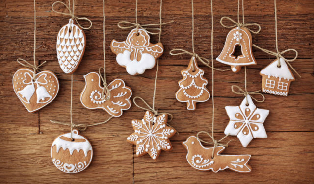 Christmas cookie decorating.jpg