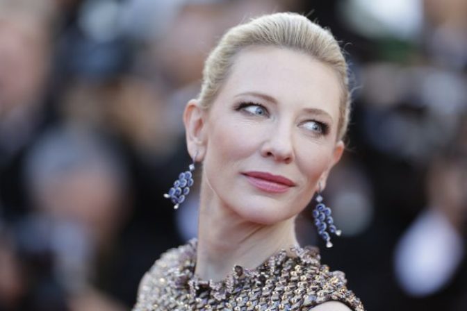 Cate Blanchett na premiére v Cannes