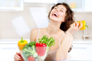 Cvičenie, línia, chudnutie, paprika, zelenina, šalát, smiech, výživa