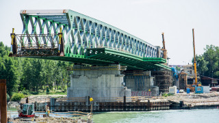 Starý most, Dunaj