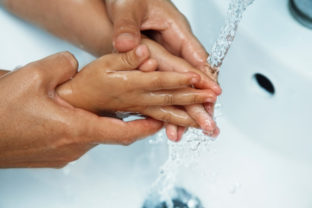 Umývanie rúk, ruky, čistota, hygiena, umývať