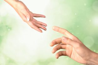 Ruky, odpustenie, priateľstvo, opora, podanie rúk