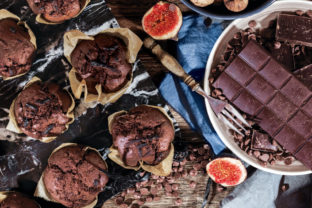 čokoládové muffiny, koláč
