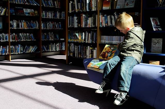 Dieťa, knižnica