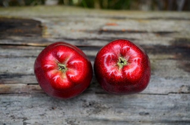 Jablka ovocie pixabay.jpg