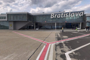 Bratislavske letisko maps.google 1.jpg