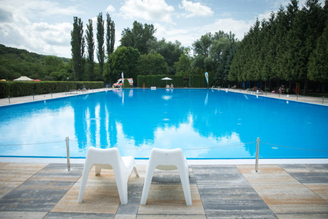 Letné kúpalisko Rosnička, bazén
