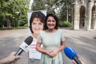 Kandidatúra na starostku MČ Petržalka, Ľudmila Farkašovská