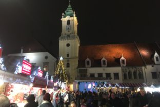 Trhy, bratislava, bratislavske vianocne trhy