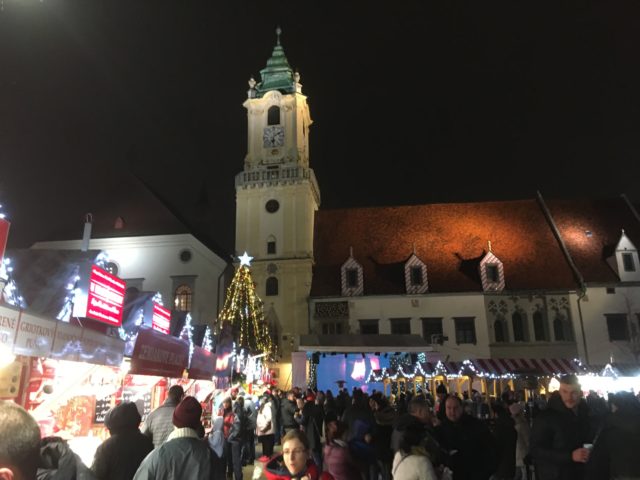 Trhy, bratislava, bratislavske vianocne trhy