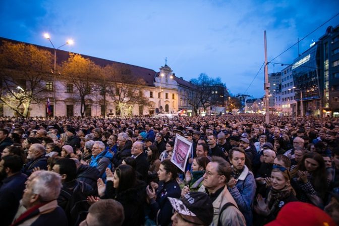 ZHROMADENIE: Za sluné Slovensko v Bratislave