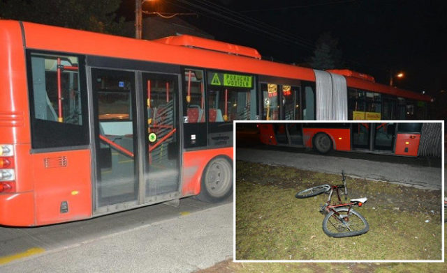Dopravna nehoda tragedia autobus bicykel policia.jpg